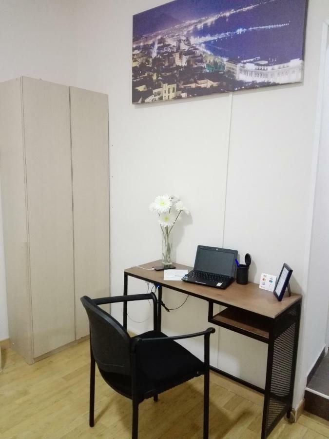 Accommodation Feel Salerno Exterior foto