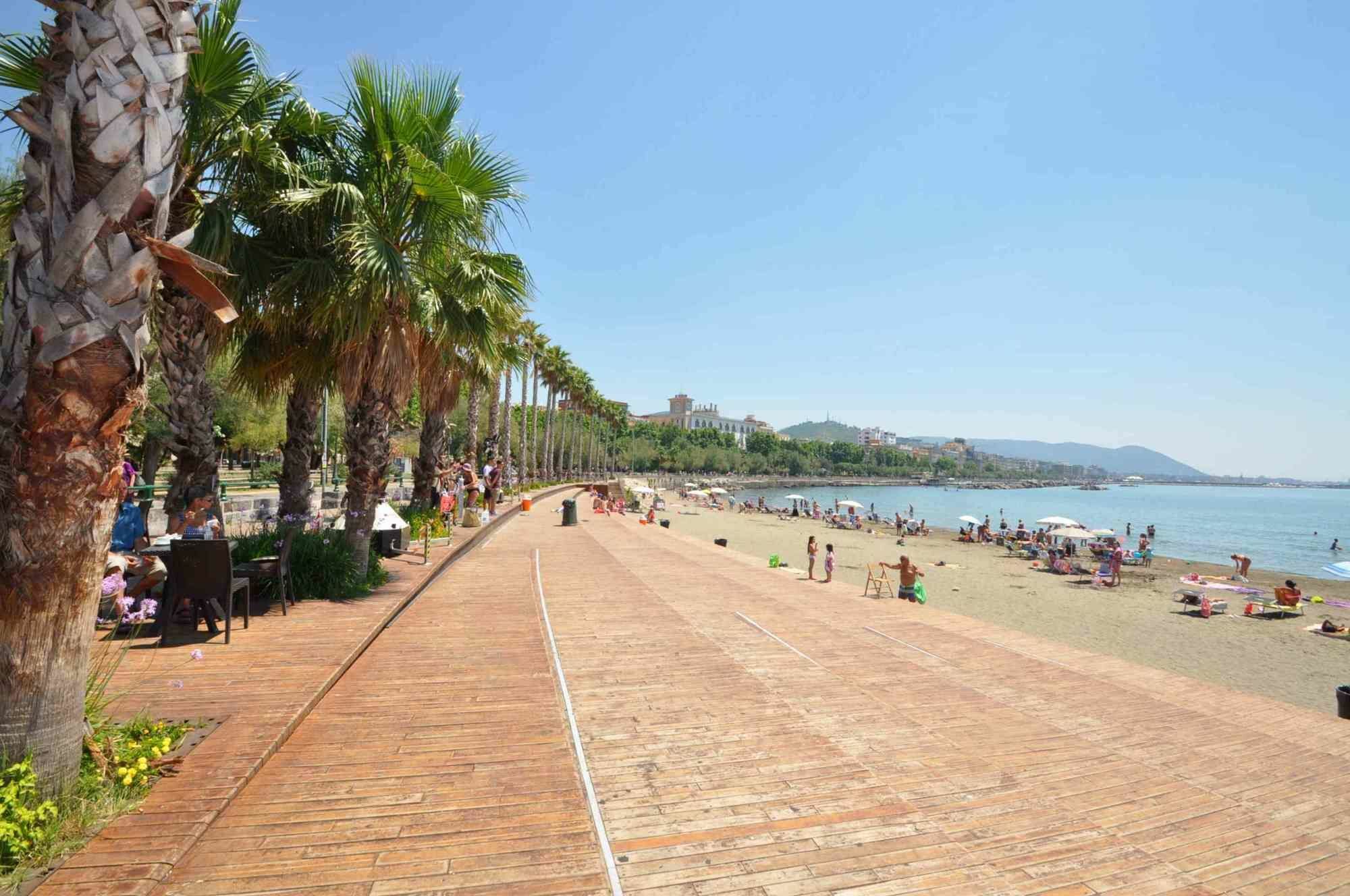 Accommodation Feel Salerno Exterior foto