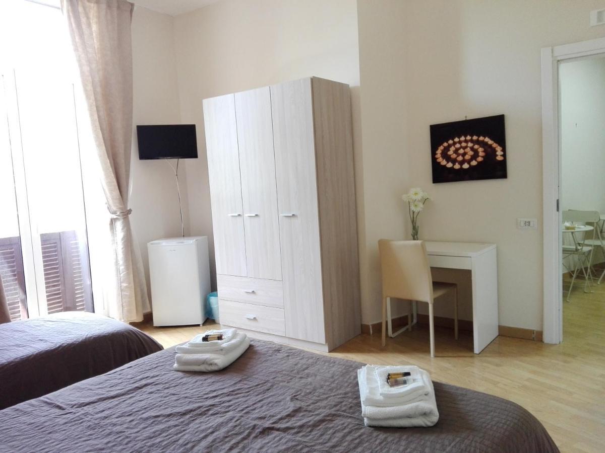 Accommodation Feel Salerno Exterior foto